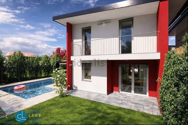 casa indipendente in vendita a Carimate in zona Montesolaro