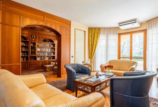 casa indipendente in vendita a Carimate