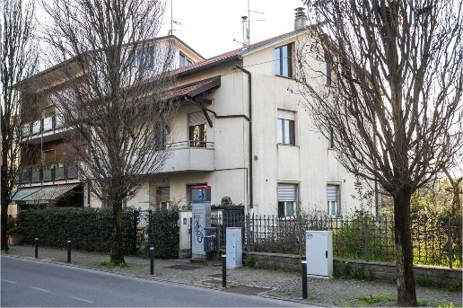 appartamento in vendita a Carimate in zona Montesolaro