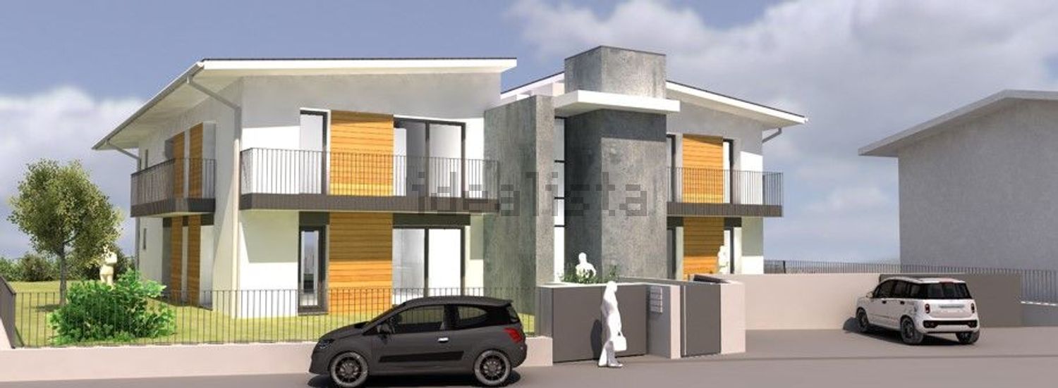 appartamento in vendita a Carimate in zona Montesolaro