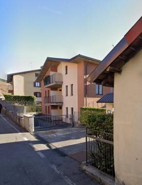 appartamento in vendita a Carimate in zona Montesolaro