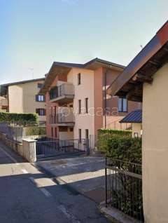 appartamento in vendita a Carimate in zona Montesolaro