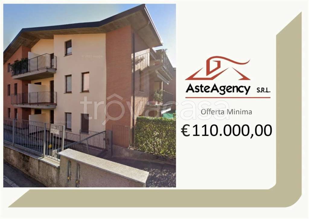 appartamento in vendita a Carimate in zona Montesolaro