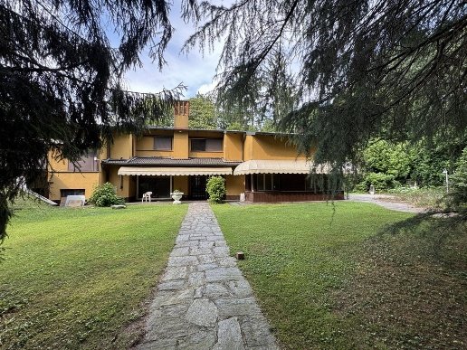 casa indipendente in vendita a Carimate