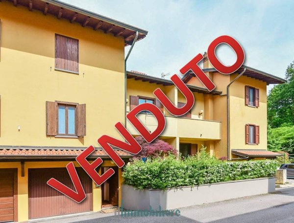 casa indipendente in vendita a Carimate in zona Montesolaro