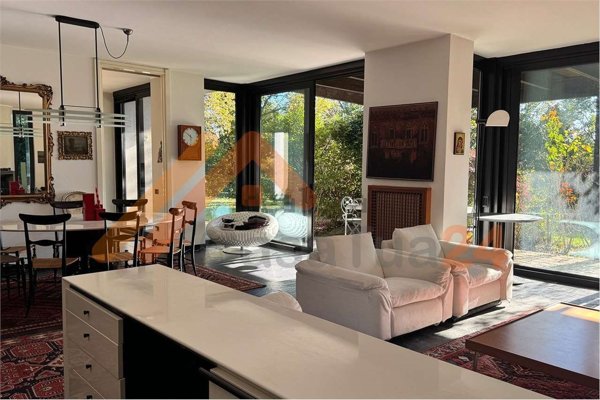 casa indipendente in vendita a Carimate in zona Stazione di Carimate