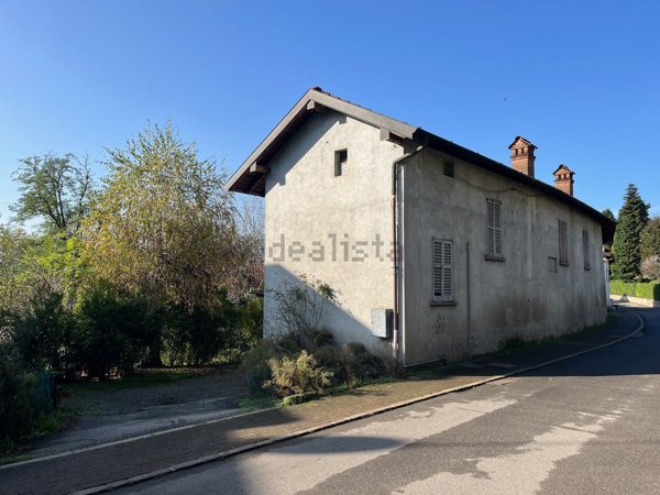 casa indipendente in vendita a Carimate in zona Montesolaro