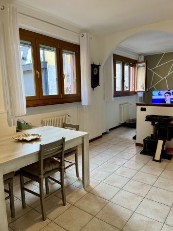 appartamento in vendita a Carlazzo
