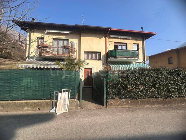 appartamento in vendita a Carlazzo