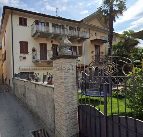 appartamento in vendita a Carlazzo