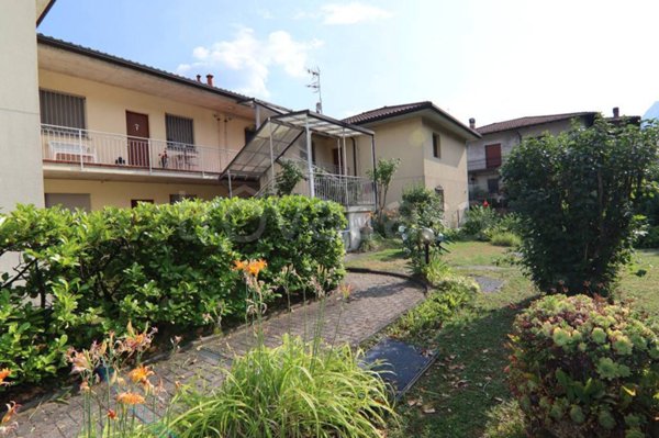 appartamento in vendita a Carlazzo