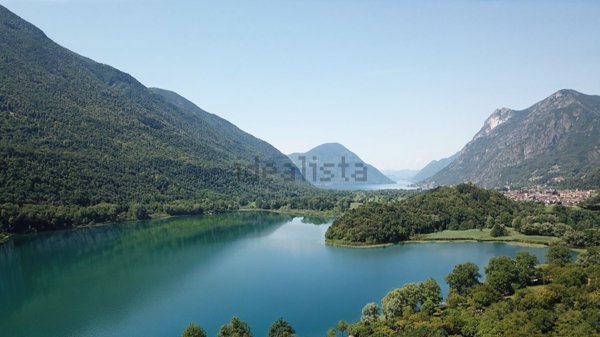 appartamento in vendita a Carlazzo