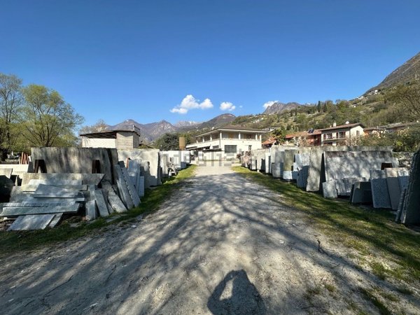 pentavano in vendita a Carlazzo