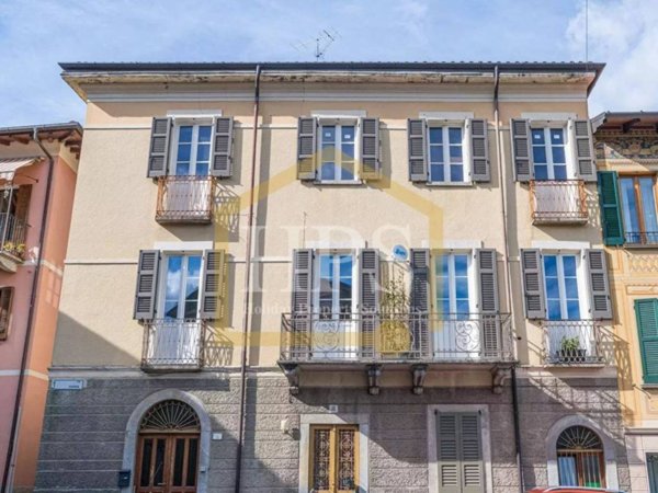 appartamento in vendita a Carlazzo