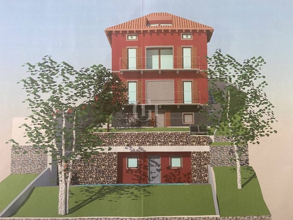 casa indipendente in vendita a Carlazzo