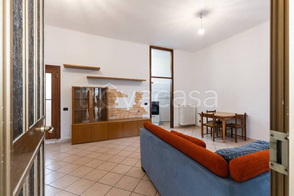appartamento in vendita a Carugo
