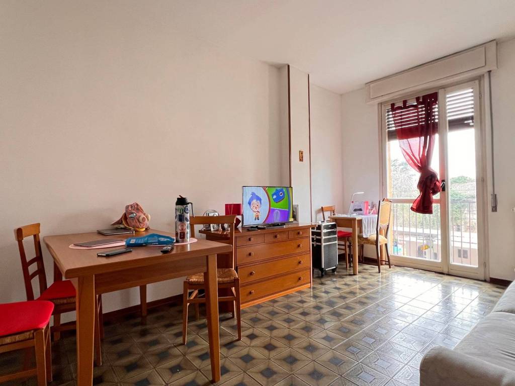appartamento in vendita a Carugo