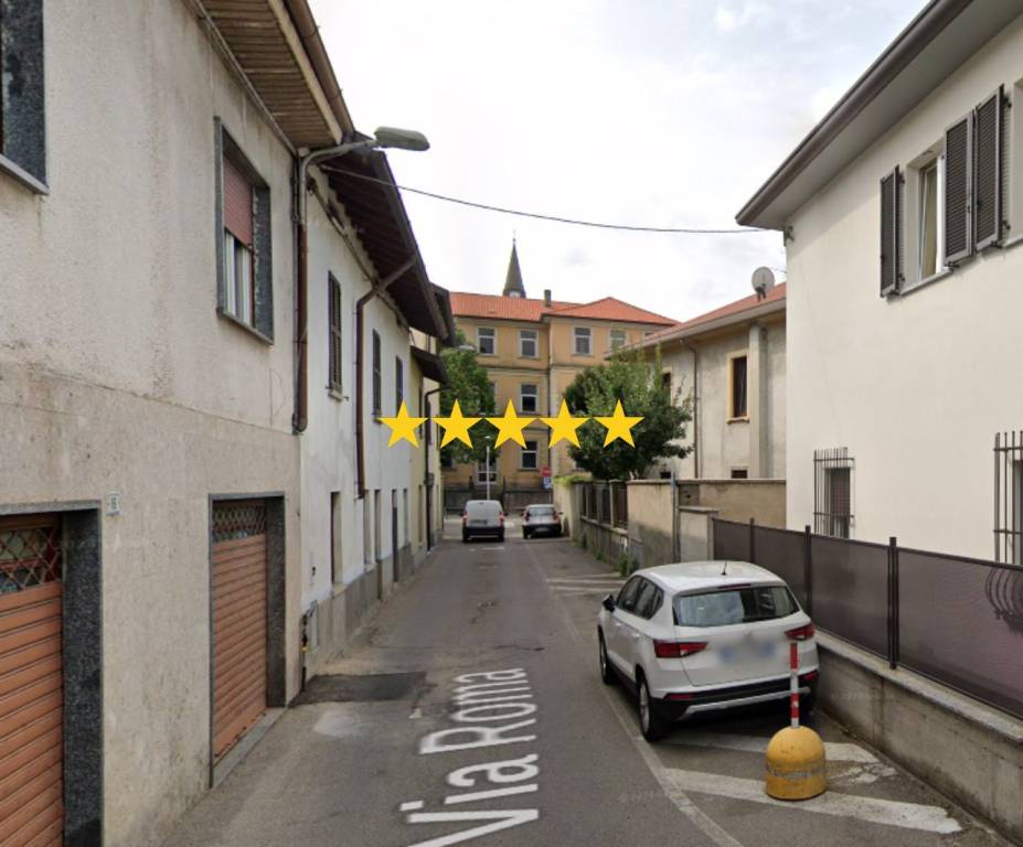 appartamento in vendita a Carugo