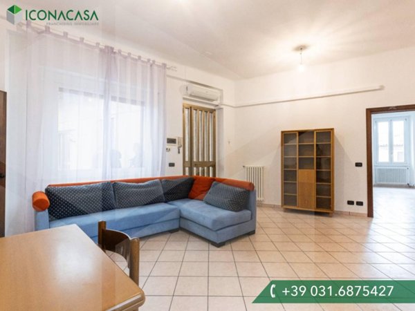appartamento in vendita a Carugo