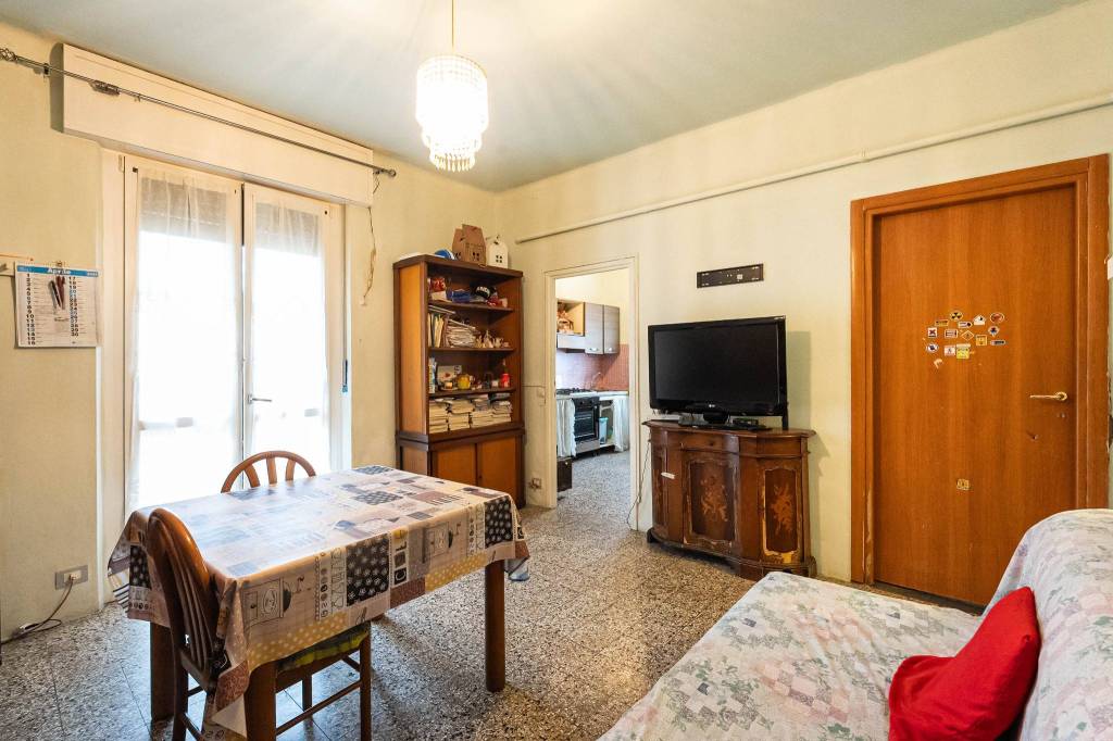 appartamento in vendita a Carugo