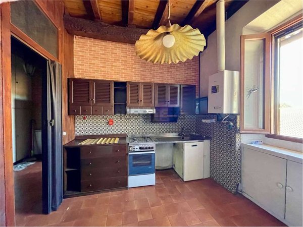 appartamento in vendita a Carugo