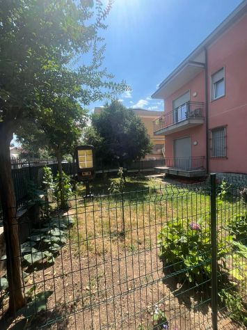 appartamento in vendita a Carugo