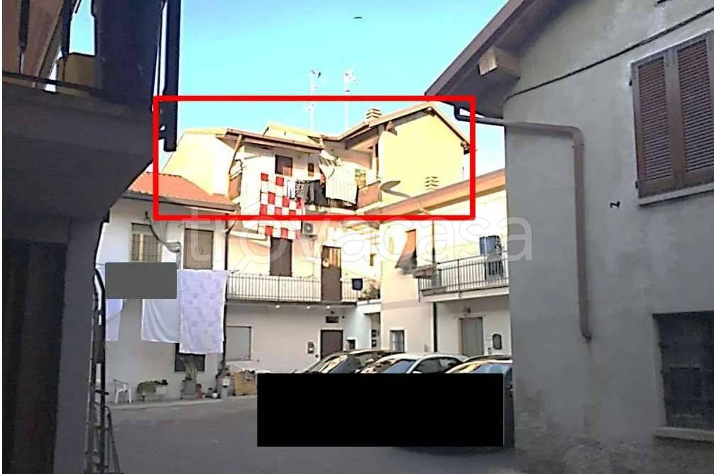 appartamento in vendita a Carugo