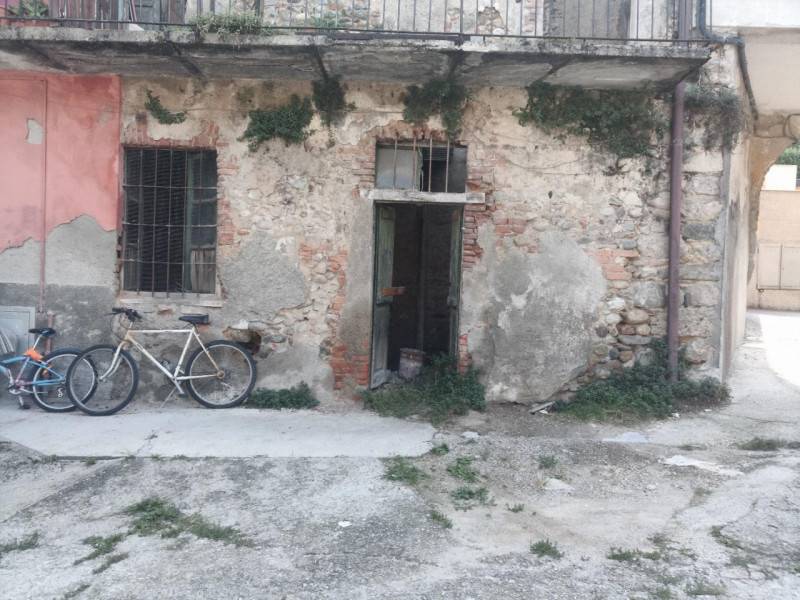 appartamento in vendita a Carugo