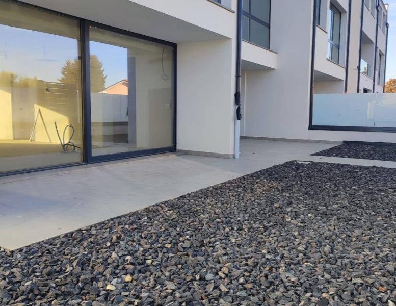 appartamento in vendita a Carugo