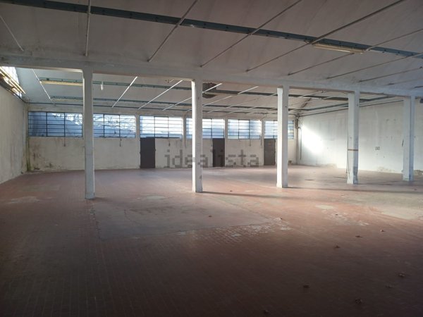 appartamento in vendita a Carugo