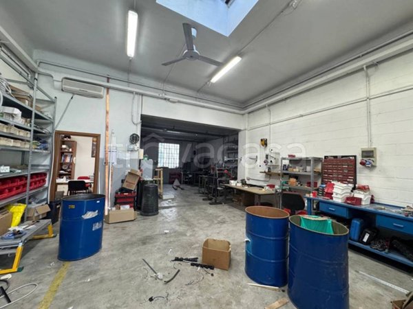 appartamento in vendita a Carugo