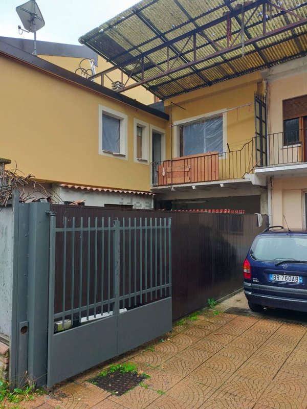 appartamento in vendita a Carugo