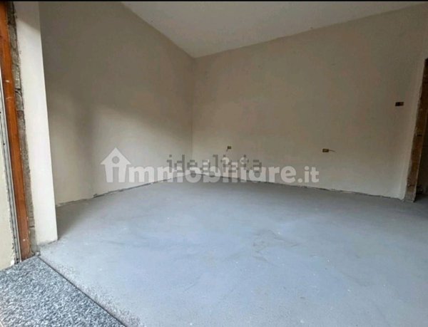 appartamento in vendita a Carugo