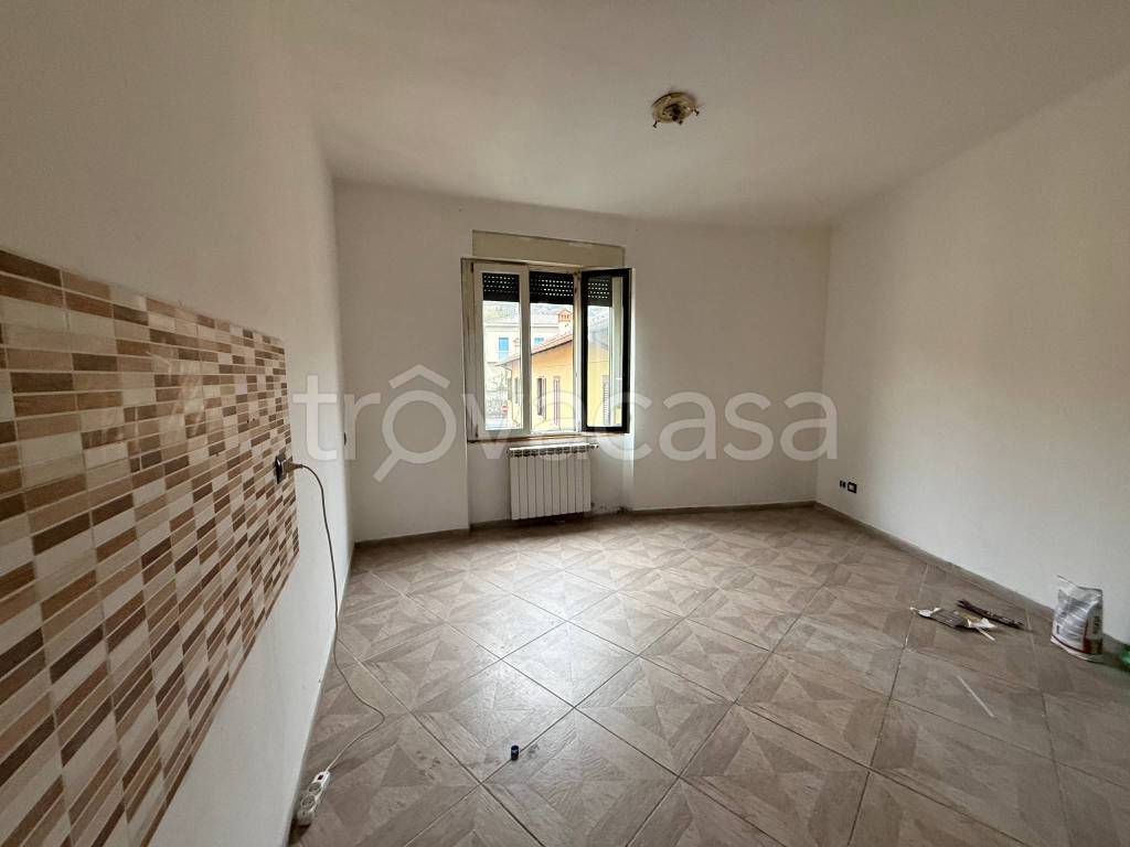 appartamento in vendita a Carugo