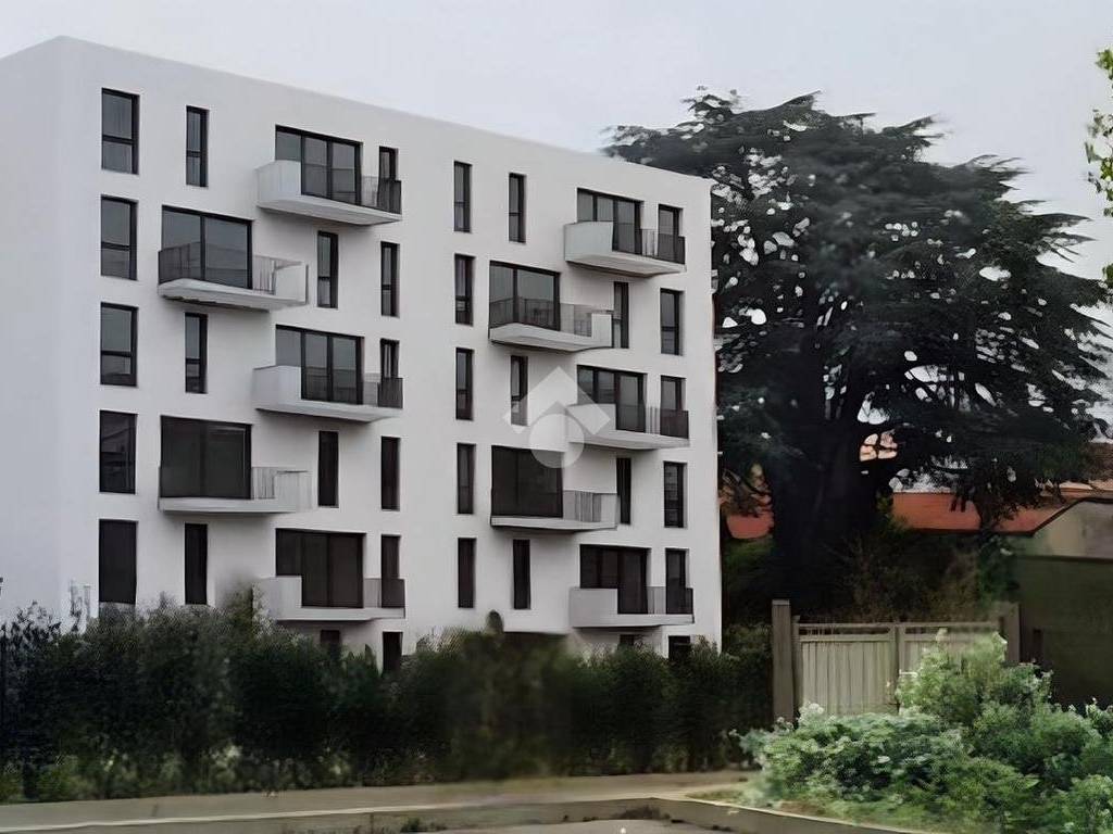 appartamento in vendita a Carugo