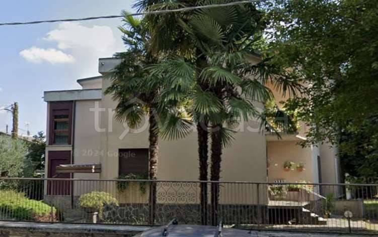 appartamento in vendita a Carugo