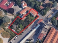 locale di sgombero in vendita a Carugo