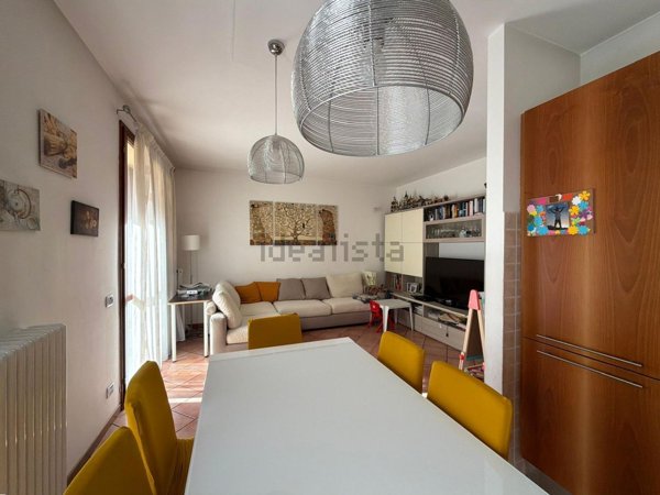 appartamento in vendita a Carugo