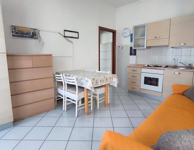 appartamento in vendita a Carugo