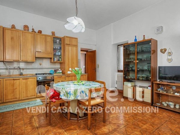 appartamento in vendita a Carugo