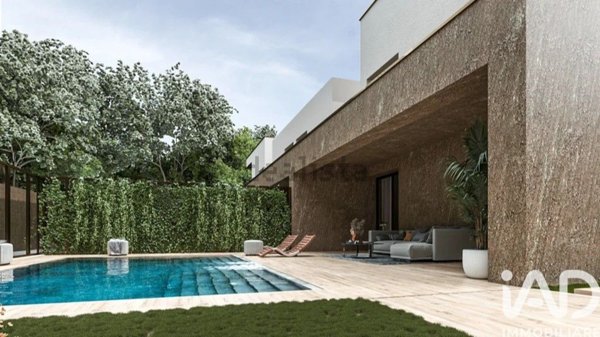 casa indipendente in vendita a Carugo