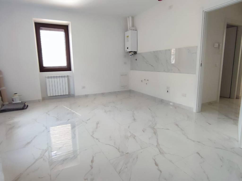 appartamento in vendita a Carugo