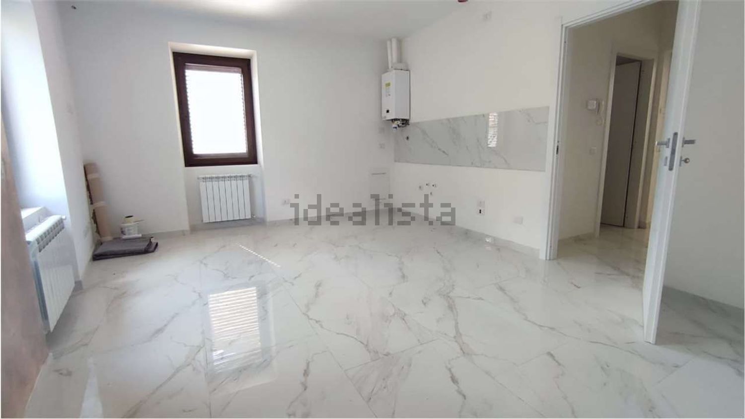 appartamento in vendita a Carugo