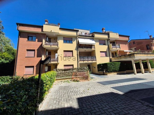 appartamento in vendita a Carugo