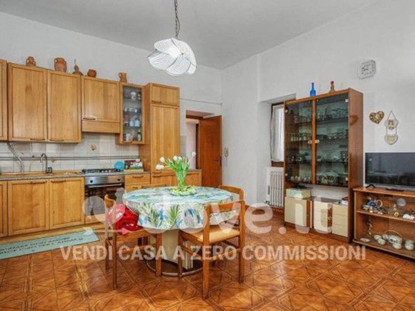 appartamento in vendita a Carugo