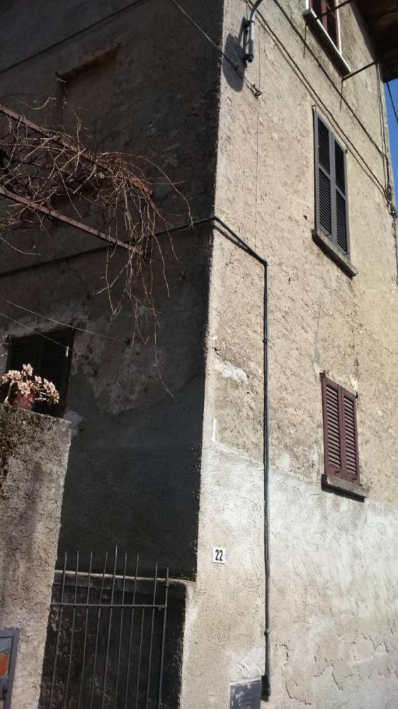 casa indipendente in vendita a Caslino d'Erba