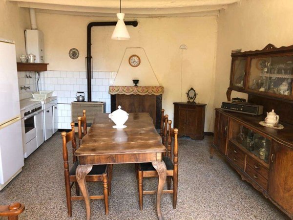casa indipendente in vendita a Caslino d'Erba