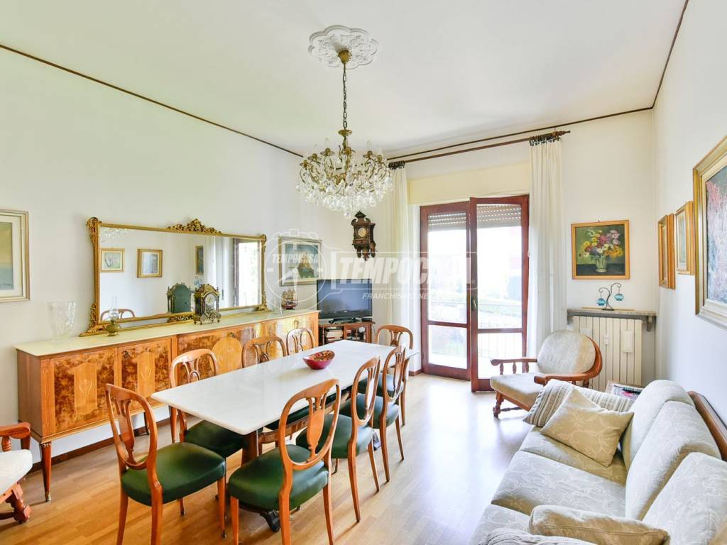 appartamento in vendita a Caslino d'Erba