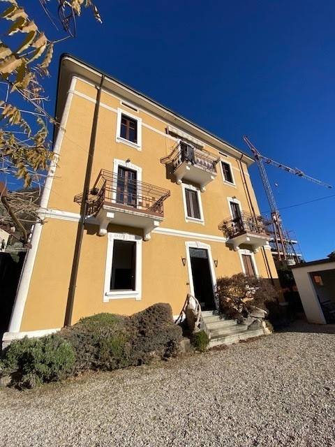 appartamento in vendita a Caslino d'Erba