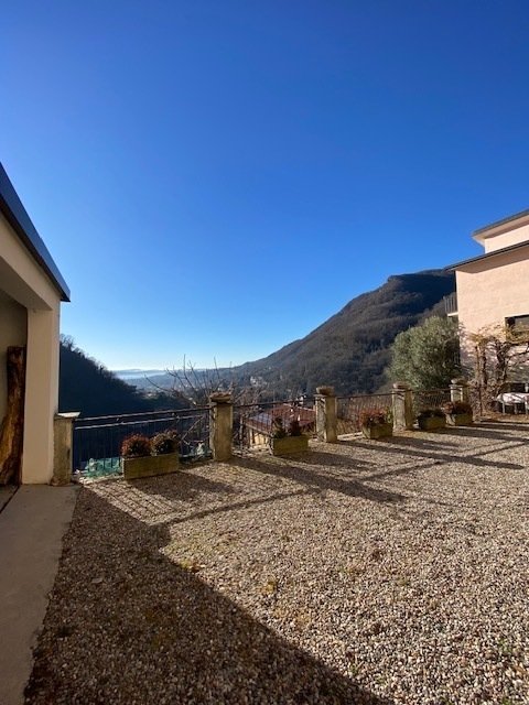 appartamento in vendita a Caslino d'Erba